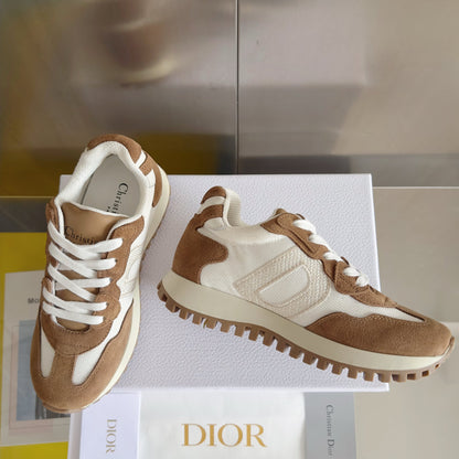 251014  New high-quality casual daily sports shoes