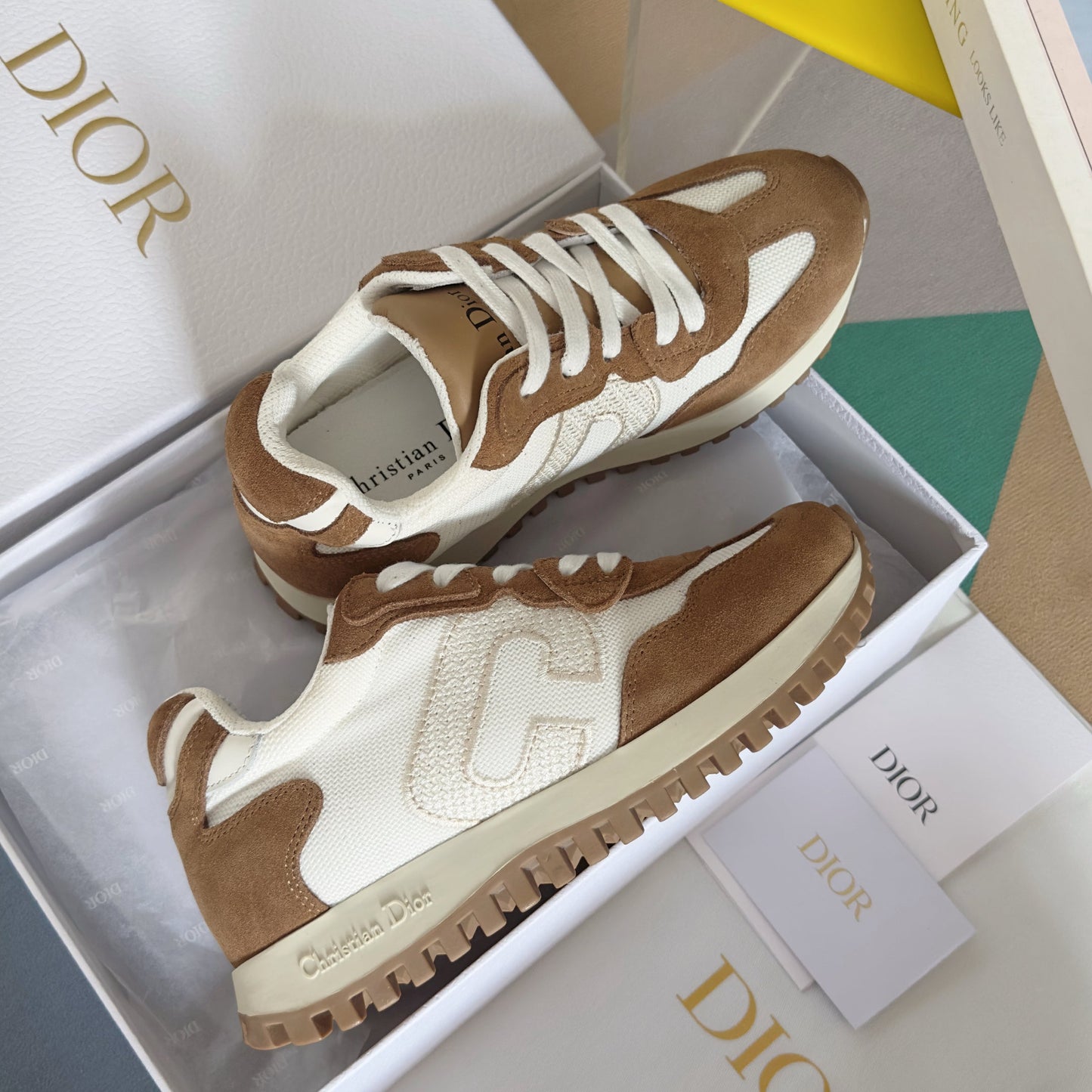 251014  New high-quality casual daily sports shoes