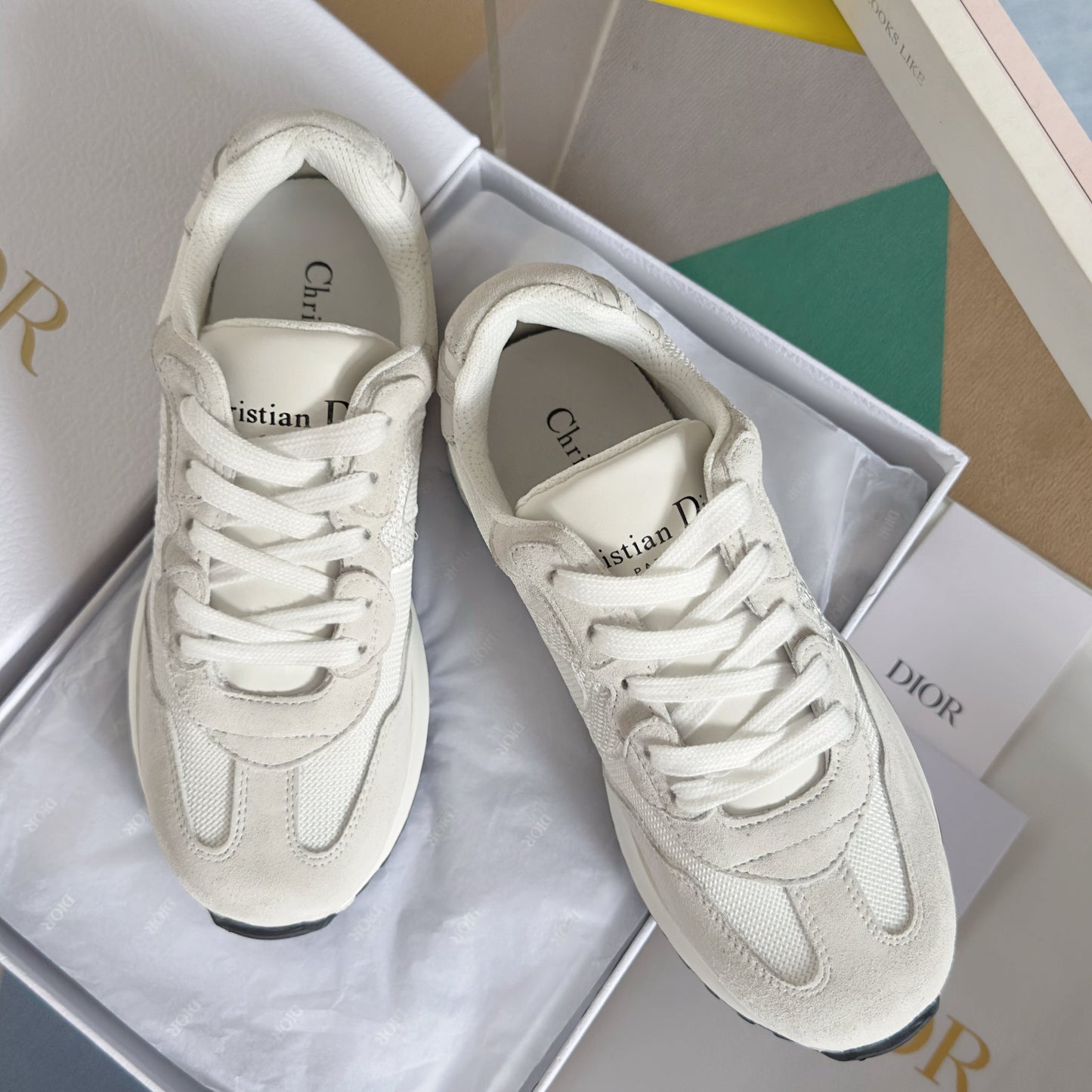 251014  New high-quality casual daily sports shoes