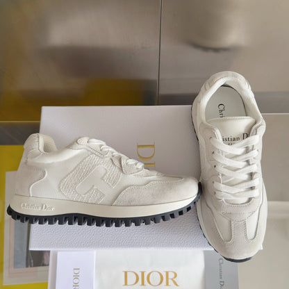 251014  New high-quality casual daily sports shoes