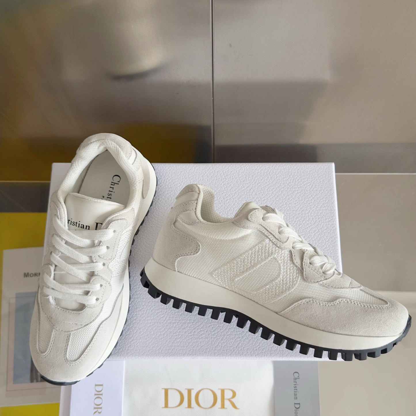 251014  New high-quality casual daily sports shoes