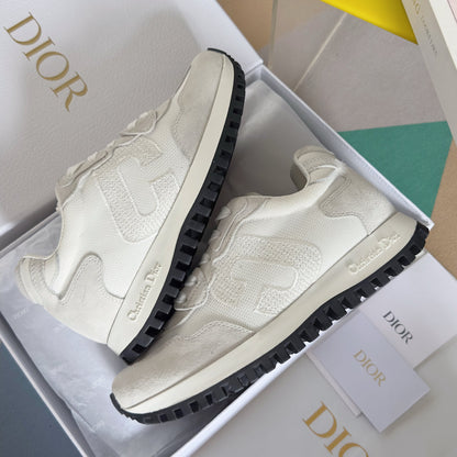 251014  New high-quality casual daily sports shoes