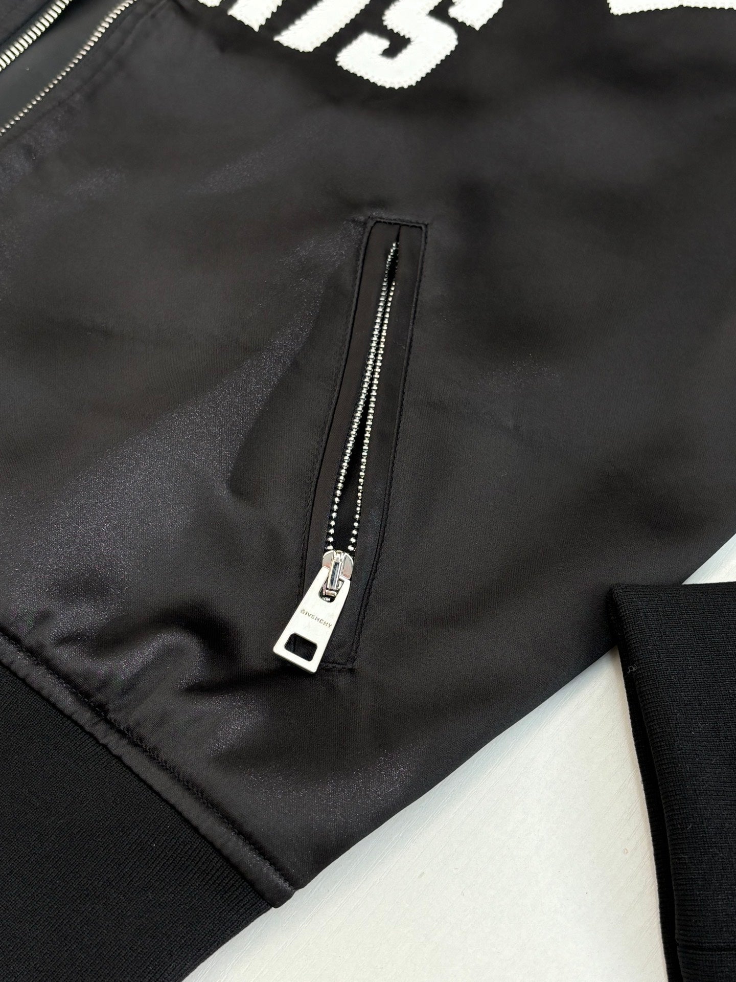 251021 new high-quality classic embroidered pattern zipper jacket