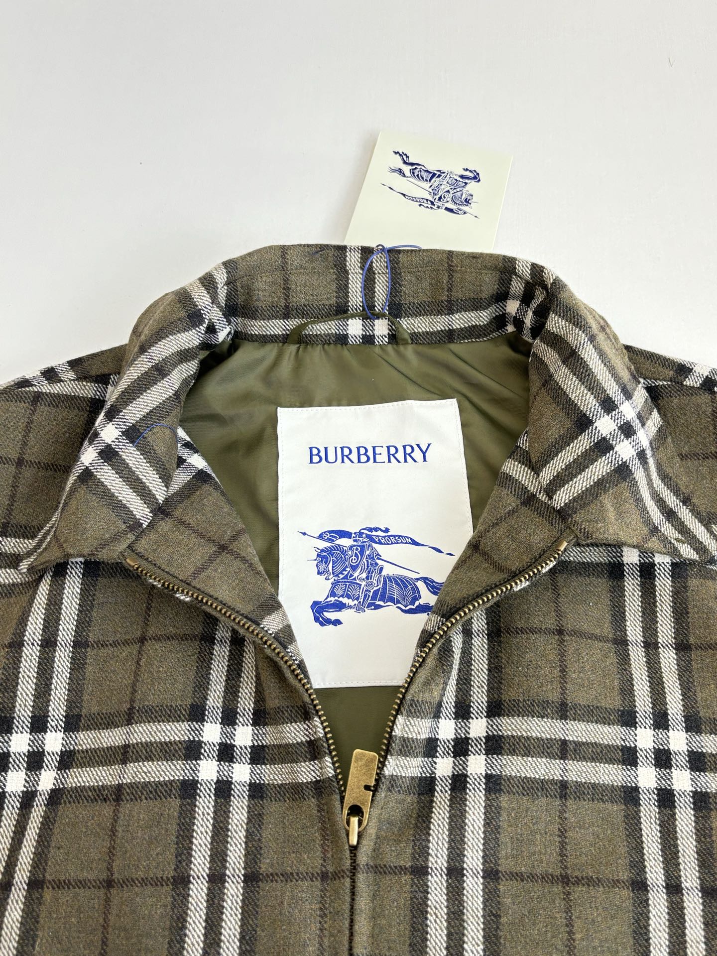 251021  new high-quality classic checkered thick jacket
