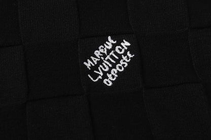 251021 New high-quality checkerboard series round-neck pullover sweater