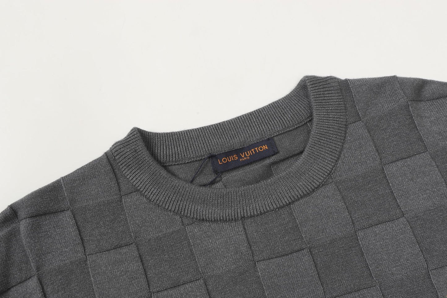 251021 New high-quality checkerboard series round-neck pullover sweater