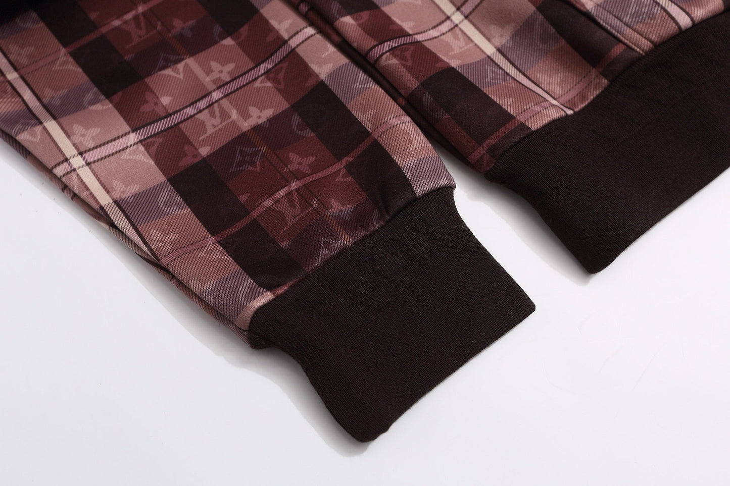 251021 A new high-quality checkered hooded loose jacket