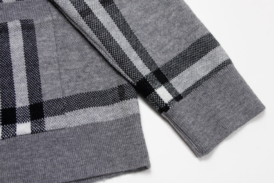 251021  new high-quality loose checkered cardigan sweater