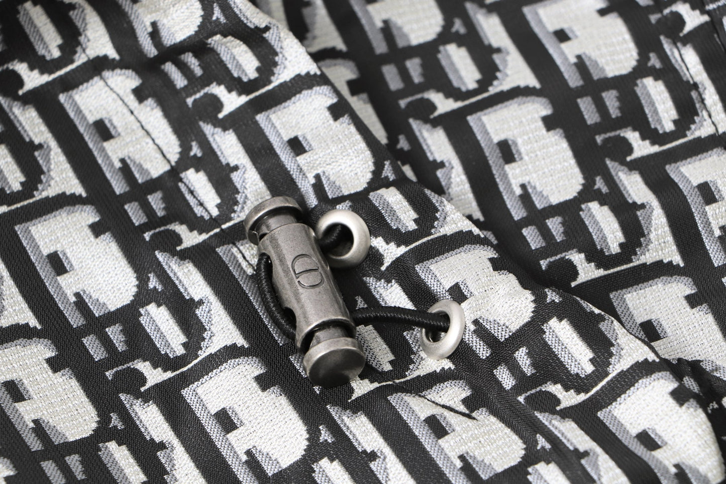251021 New high-quality monochrome full-print waistcoat sporty style