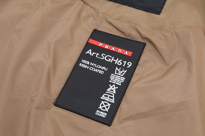 251021 A new high-quality classic signature windproof hooded jacket