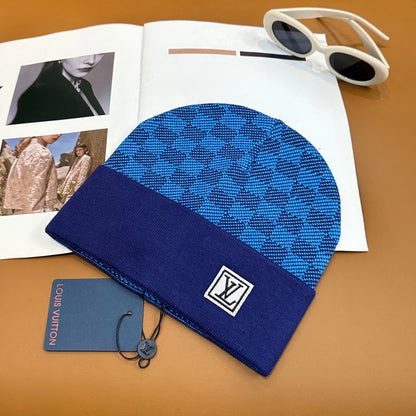 251028 New daily wear matching warm knitted hat
