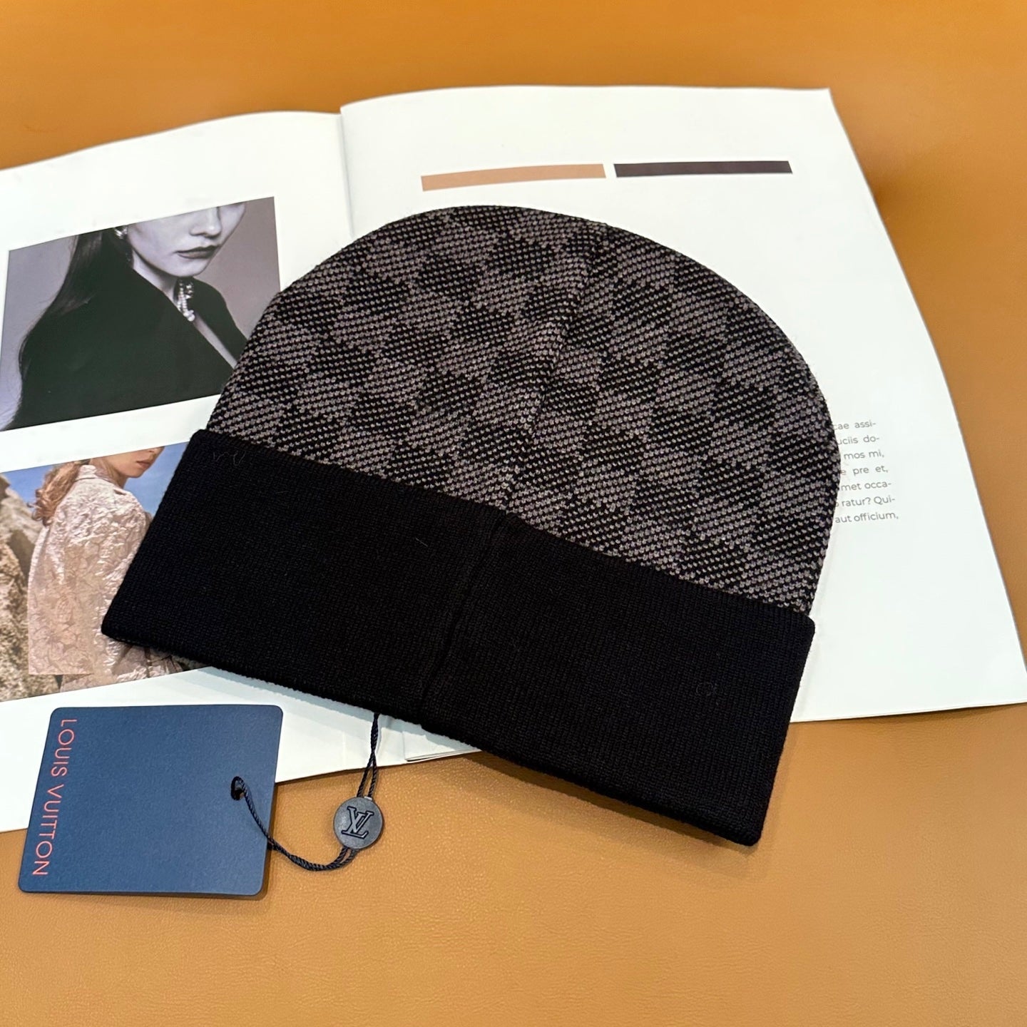 251028 New daily wear matching warm knitted hat