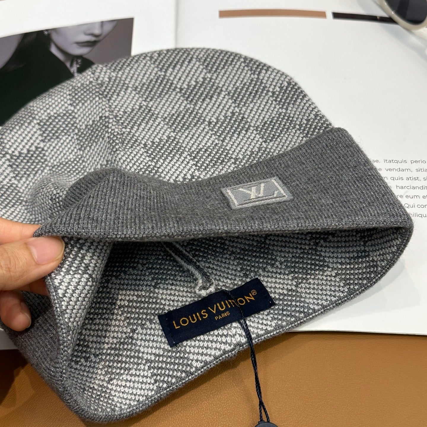 251028 New daily wear matching warm knitted hat