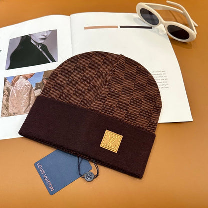 251028 New daily wear matching warm knitted hat