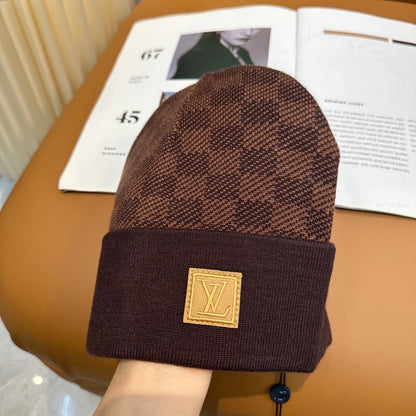 251028 New daily wear matching warm knitted hat