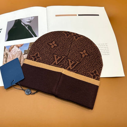 251028 New daily wear matching warm knitted hat