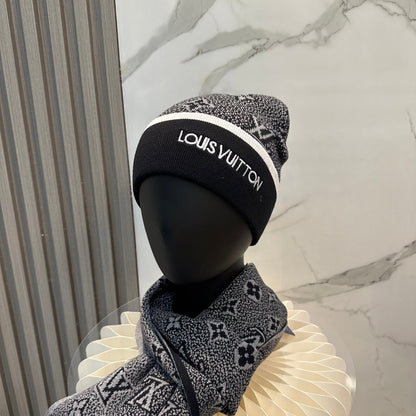 251028 New daily wear matching warm knitted hat