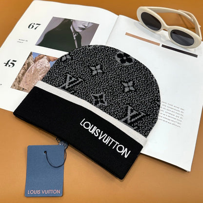251028 New daily wear matching warm knitted hat