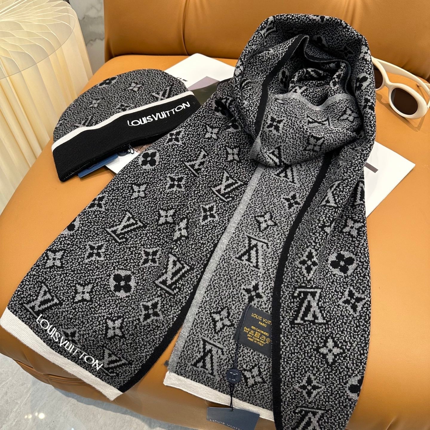 251028 New daily wear matching warm knitted hat
