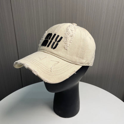 251028 New essential baseball cap for daily outfits
