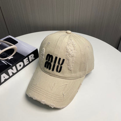 251028 New essential baseball cap for daily outfits