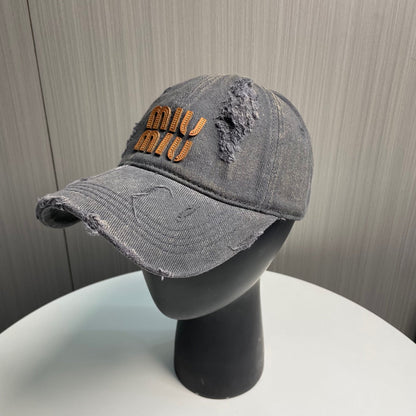 251028 New essential baseball cap for daily outfits