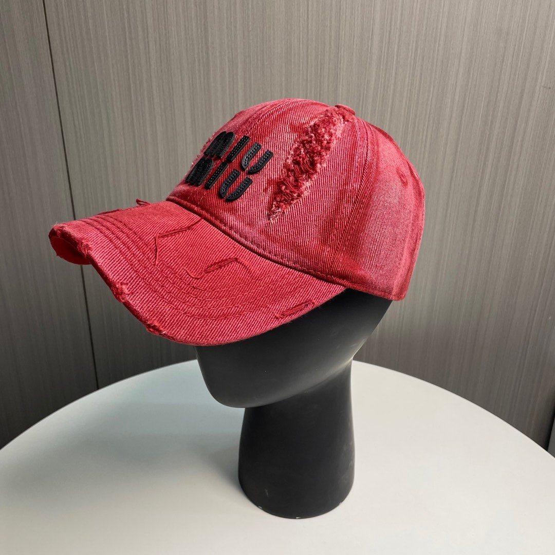 251028 New essential baseball cap for daily outfits