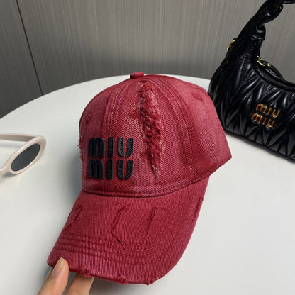 251028 New essential baseball cap for daily outfits