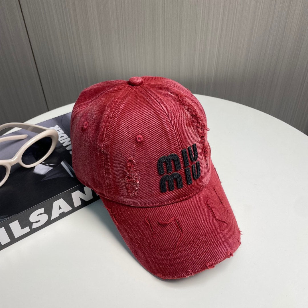 251028 New essential baseball cap for daily outfits