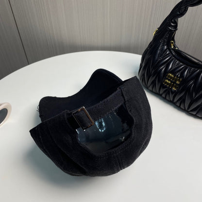 251028 New essential baseball cap for daily outfits