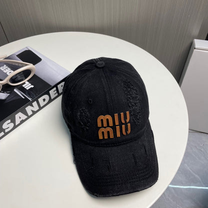 251028 New essential baseball cap for daily outfits