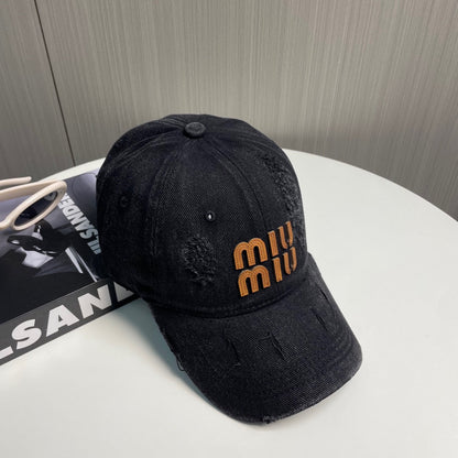 251028 New essential baseball cap for daily outfits