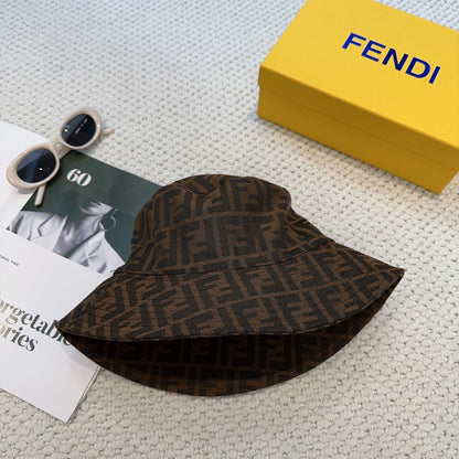251028 New style for daily wear, paired with a fisherman hat