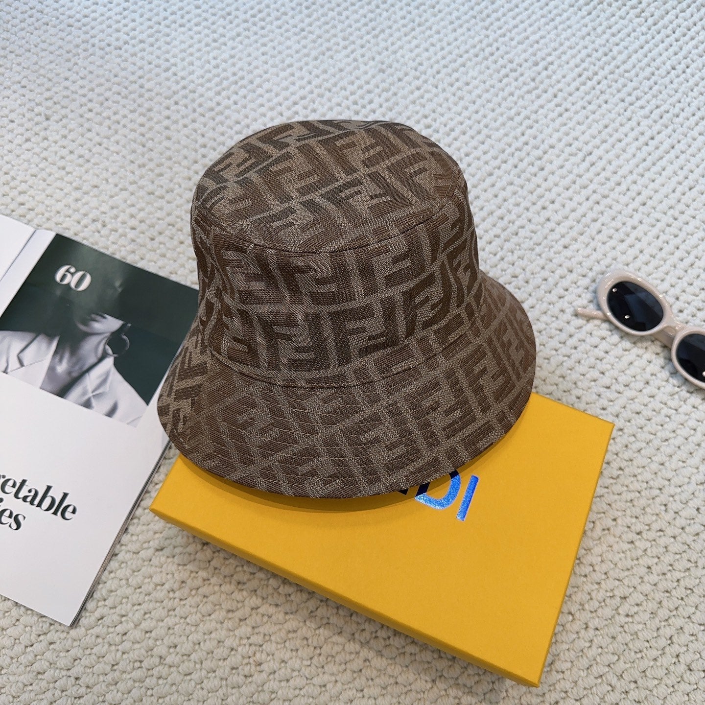251028 New style for daily wear, paired with a fisherman hat