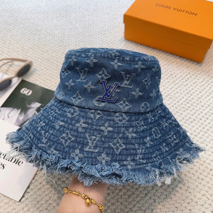 251028 New style for daily wear, paired with a fisherman hat