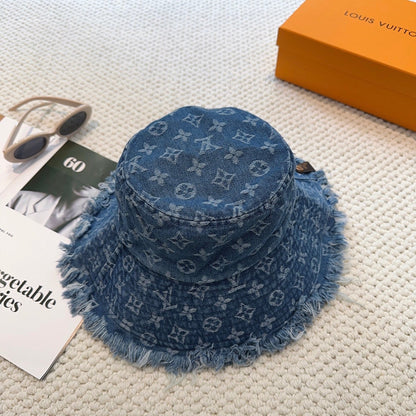 251028 New style for daily wear, paired with a fisherman hat