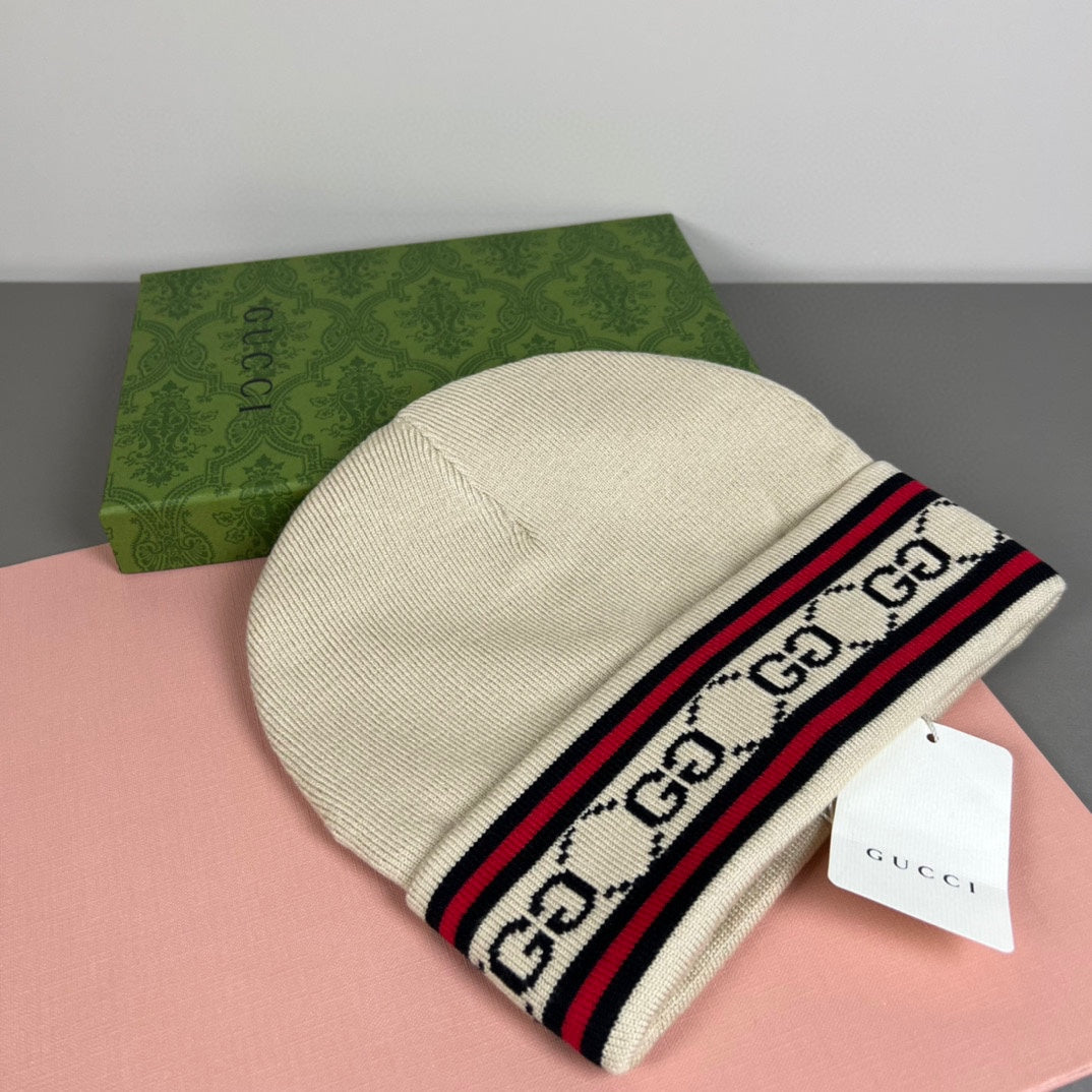 251028 New essential baseball cap for daily outfits