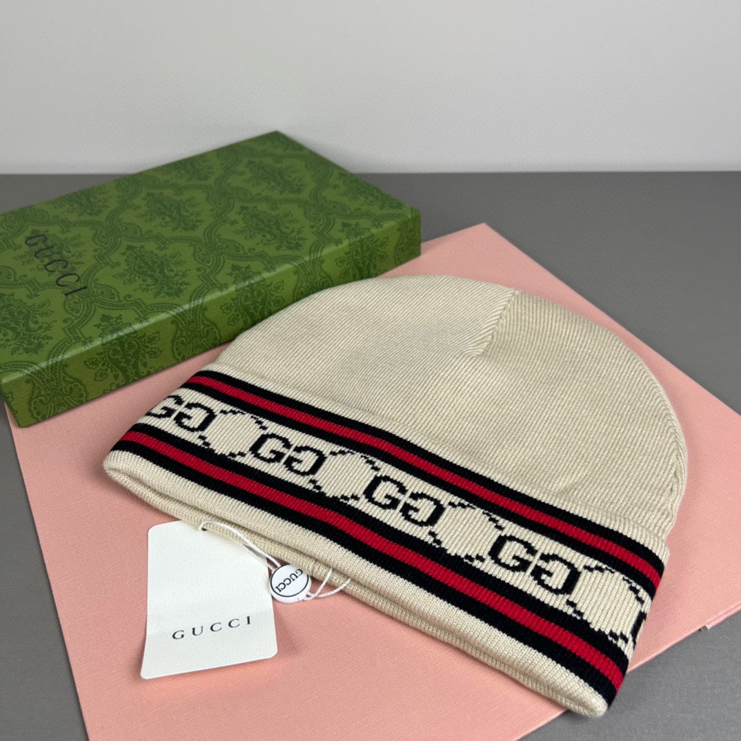 251028 New essential baseball cap for daily outfits