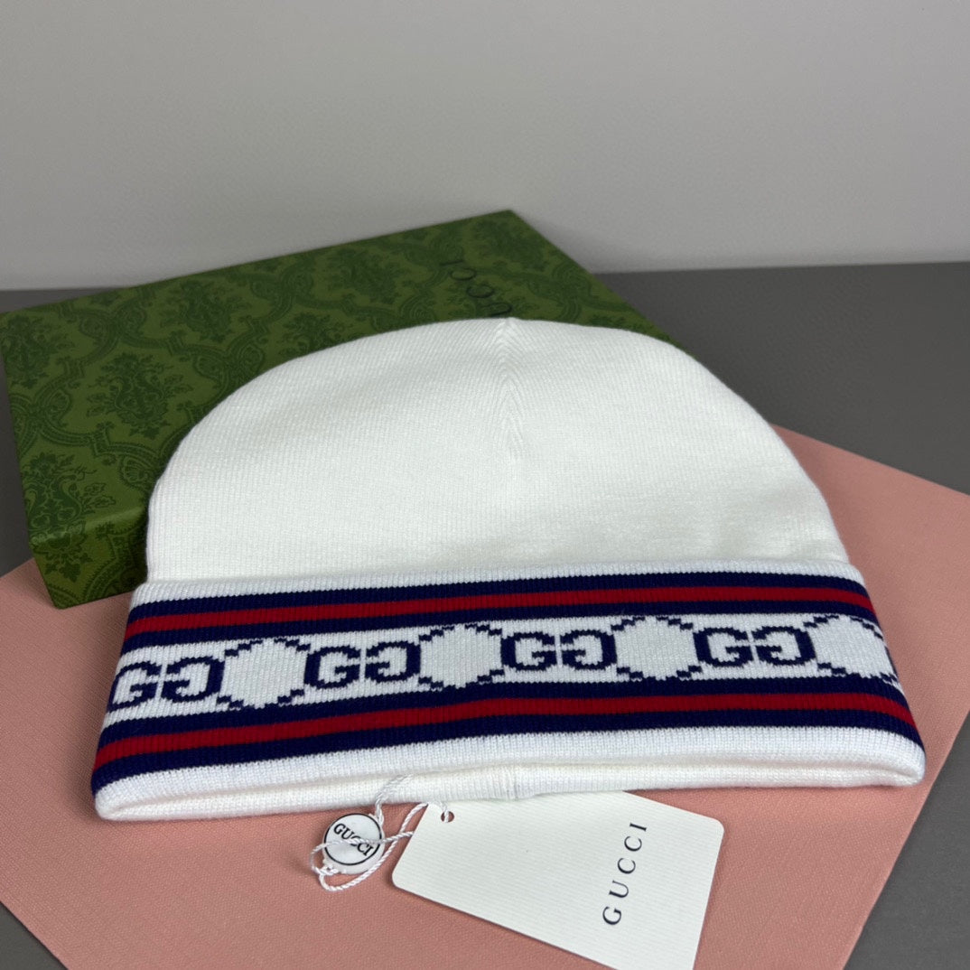 251028 New essential baseball cap for daily outfits