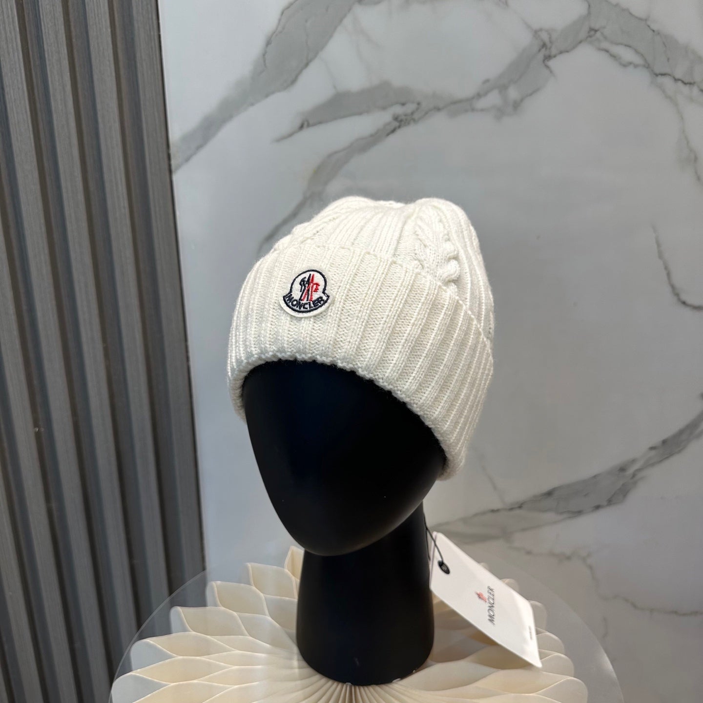 251028 New daily wear matching warm knitted hat