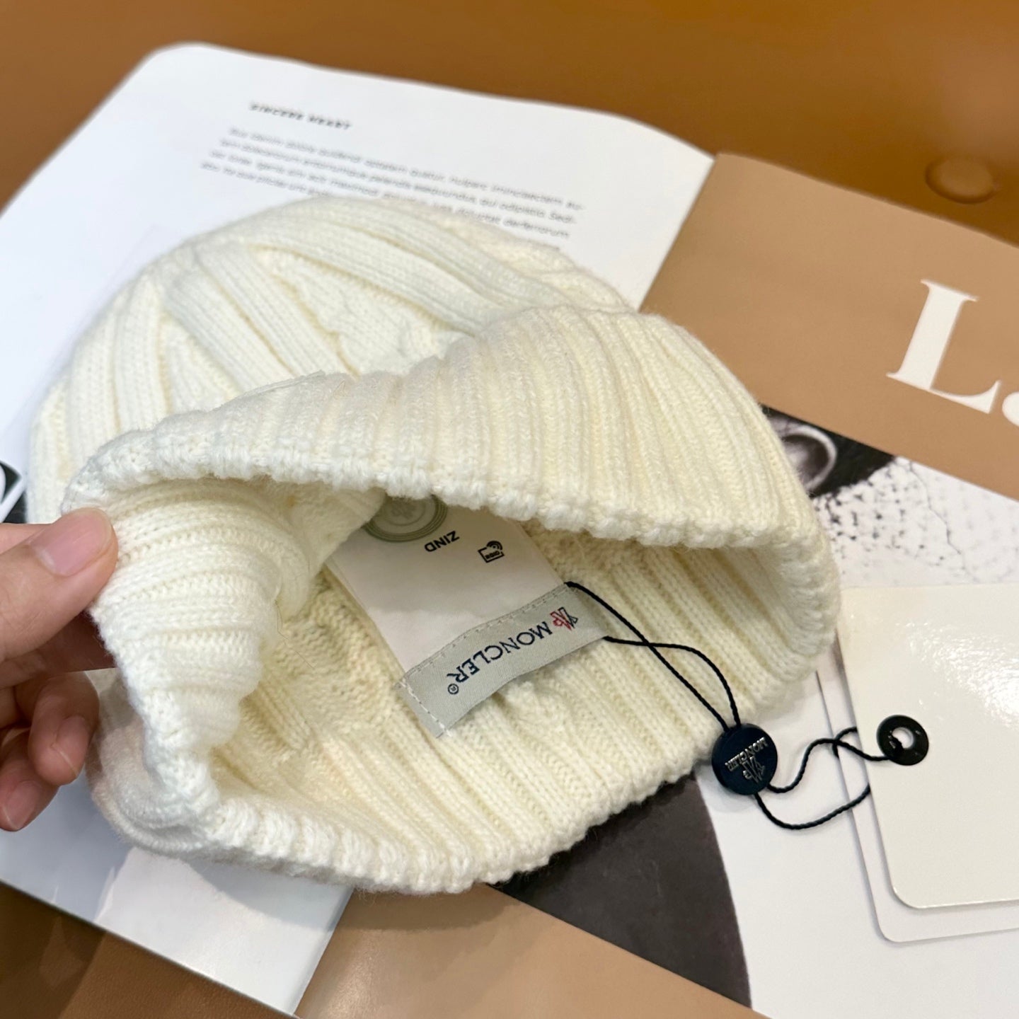 251028 New daily wear matching warm knitted hat