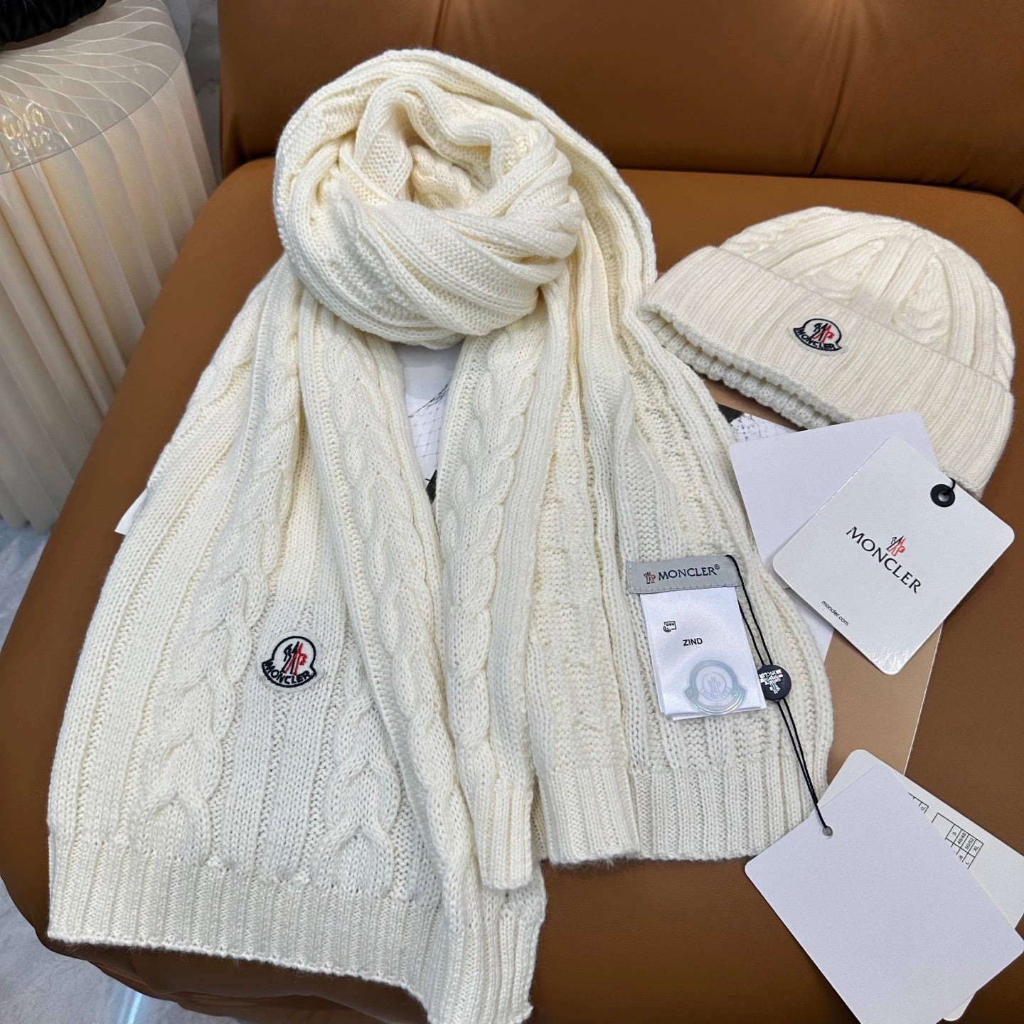 251028 New daily wear matching warm knitted hat