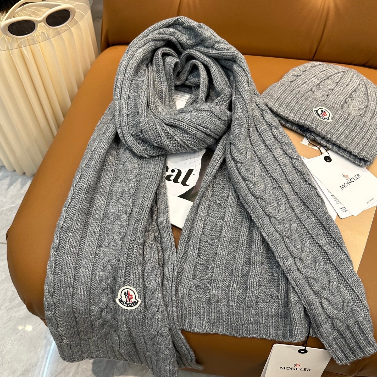 251028 New daily wear matching warm knitted hat