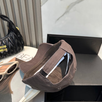 251028 New essential baseball cap for daily outfits