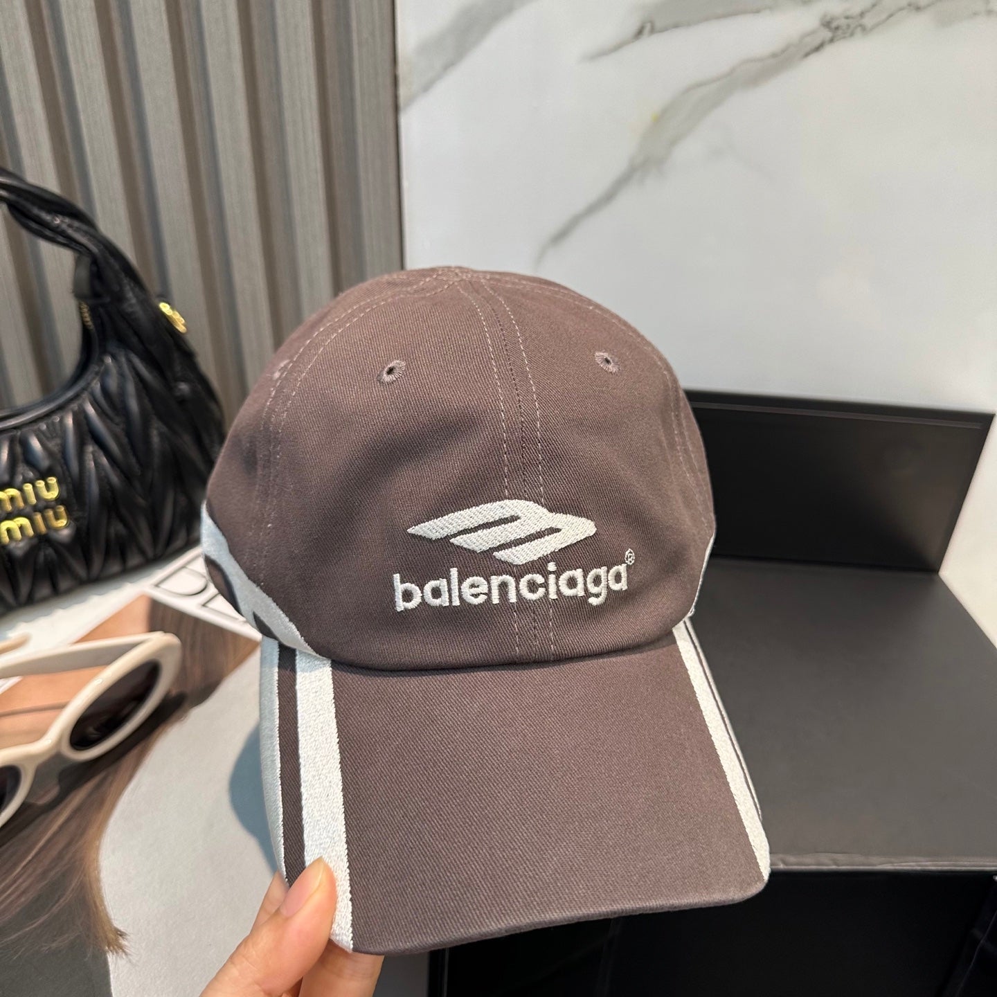 251028 New essential baseball cap for daily outfits