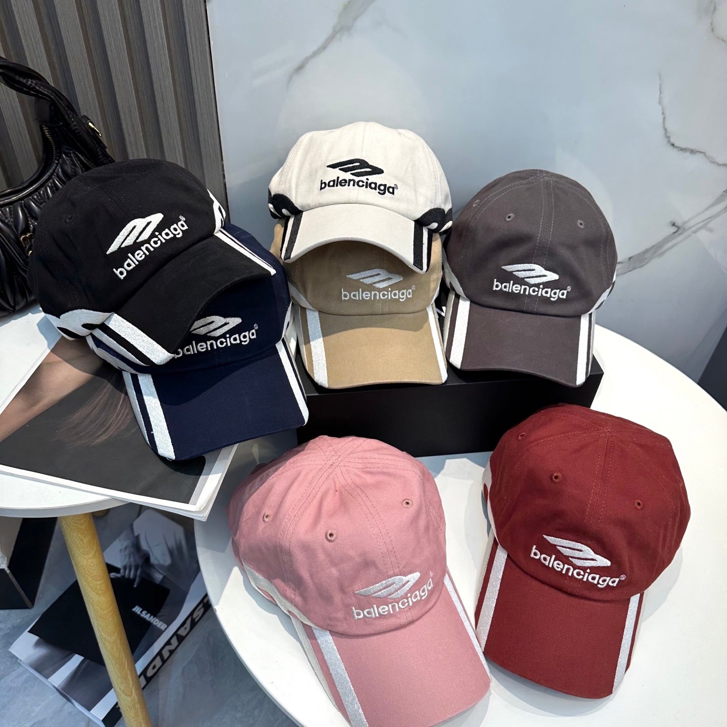 251028 New essential baseball cap for daily outfits