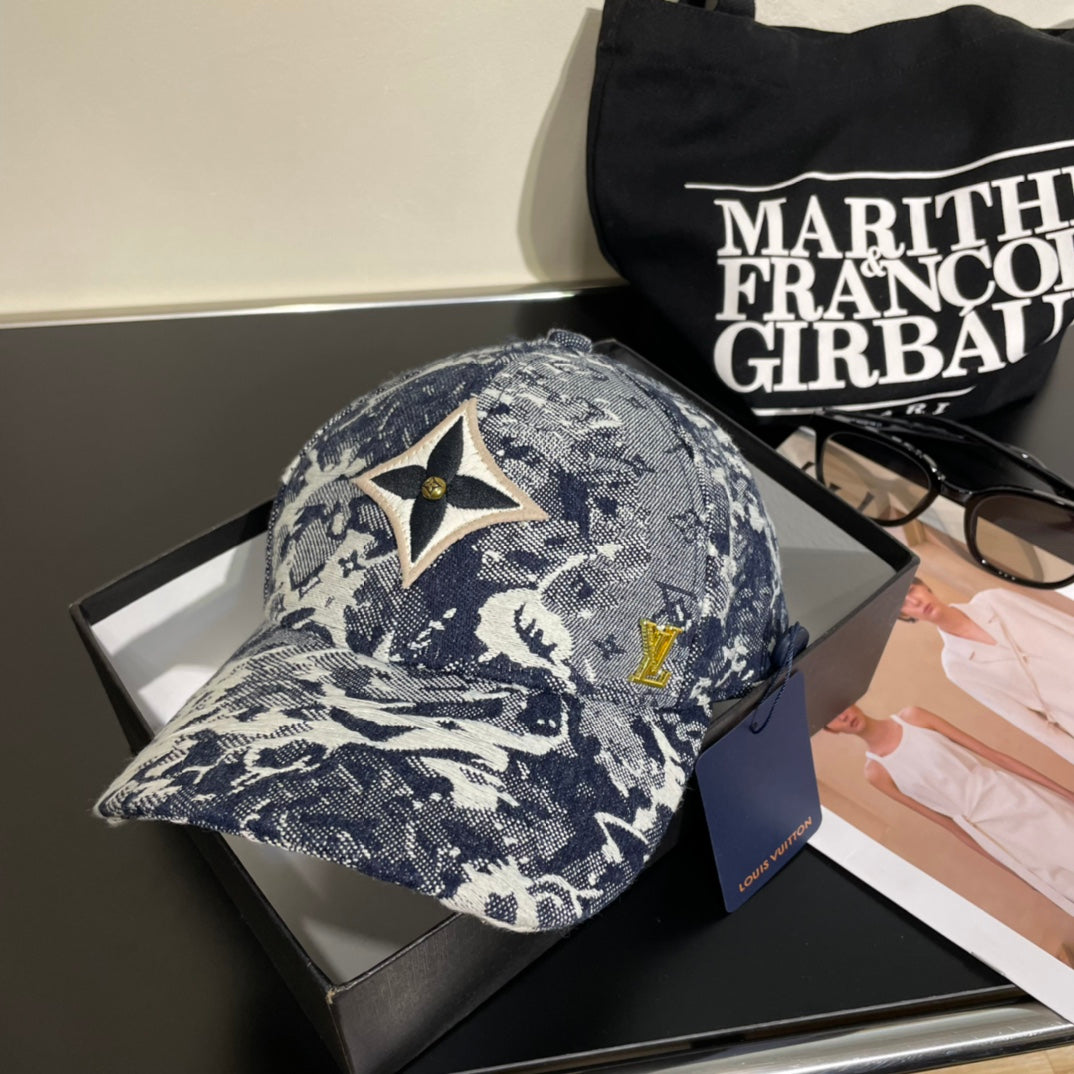 251028 New essential baseball cap for daily outfits