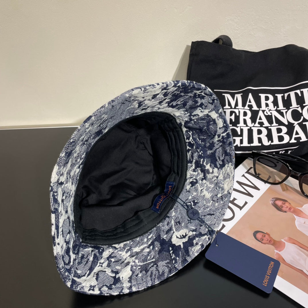 251028 New style for daily wear, paired with a fisherman hat