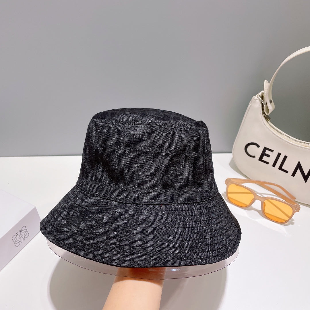 251028 New style for daily wear, paired with a fisherman hat