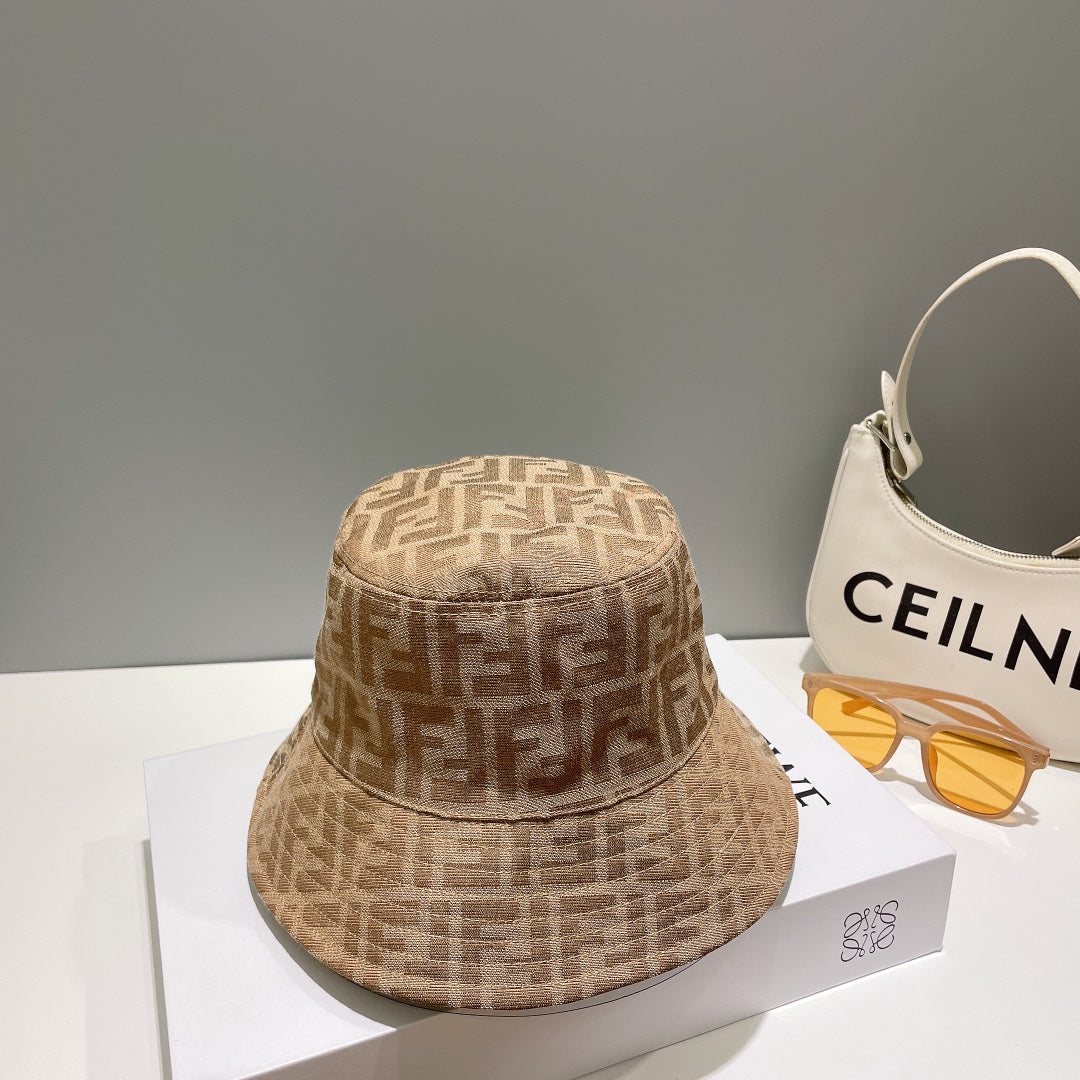 251028 New style for daily wear, paired with a fisherman hat